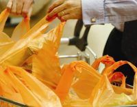 Huge Drop in Plastic Bags in English Supermarkets After 5p Levy