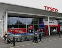 Tesco struggles in Europe, admitting horsemeat effect