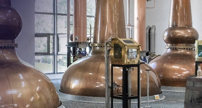 Irish whiskey tourism celebrates 700 years of distilling heritage and 800,000 visitors to distillery experiences in the past year